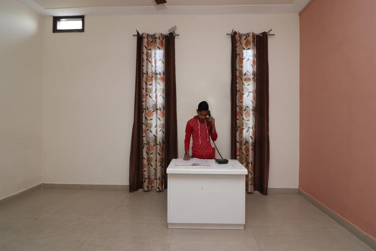 Oyo Flagship Mann Bed And Breakfast Rajpura Luaran gambar